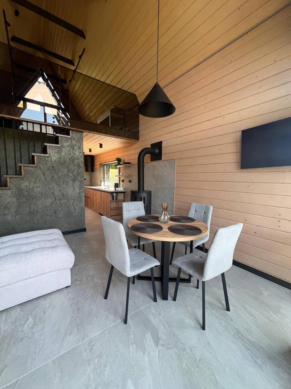 Valley Hills-Котедж На Схилах Гір З Чаном-Джакузі Slavske Exterior photo